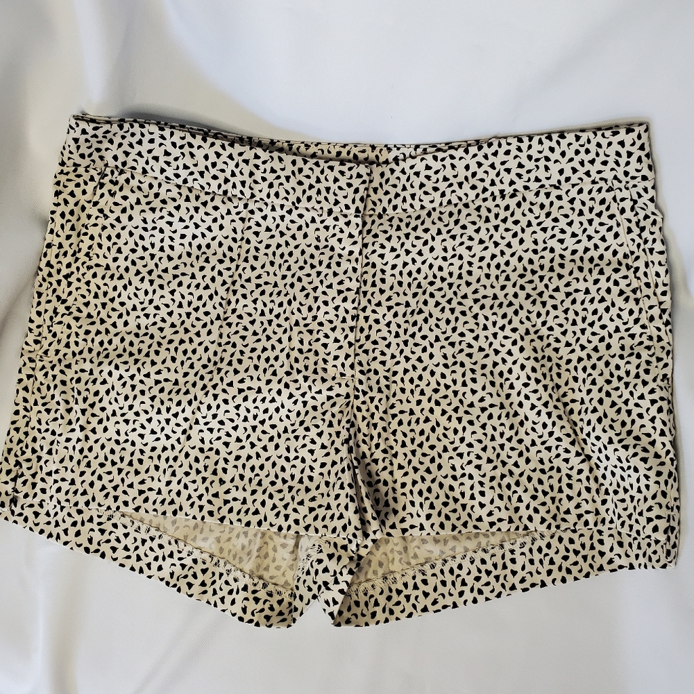 H&M Printed Shorts - Picture 2 of 5